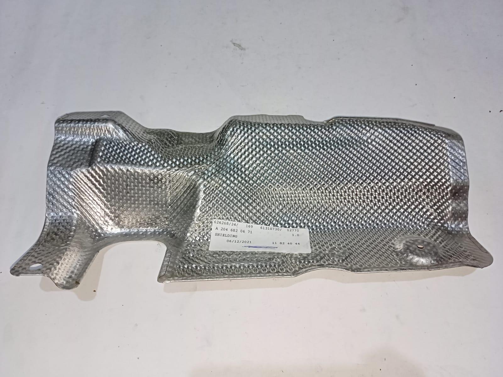Mercedes-Benz W204 Heat Shield 2046822671