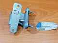 MERCEDES BENZ  A 2047200337 C W204 FRONT LEFT LOWER DOOR HINGE