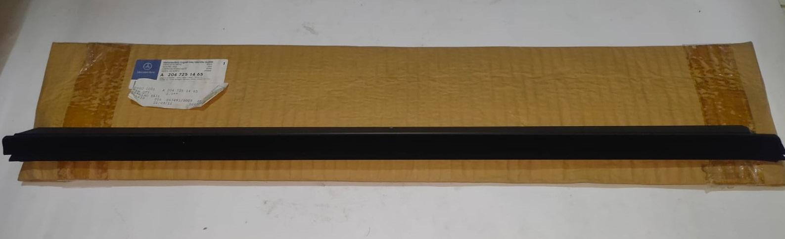 Mercedes-Benz GLK350 X204 Belt Weather Strip 2047251465