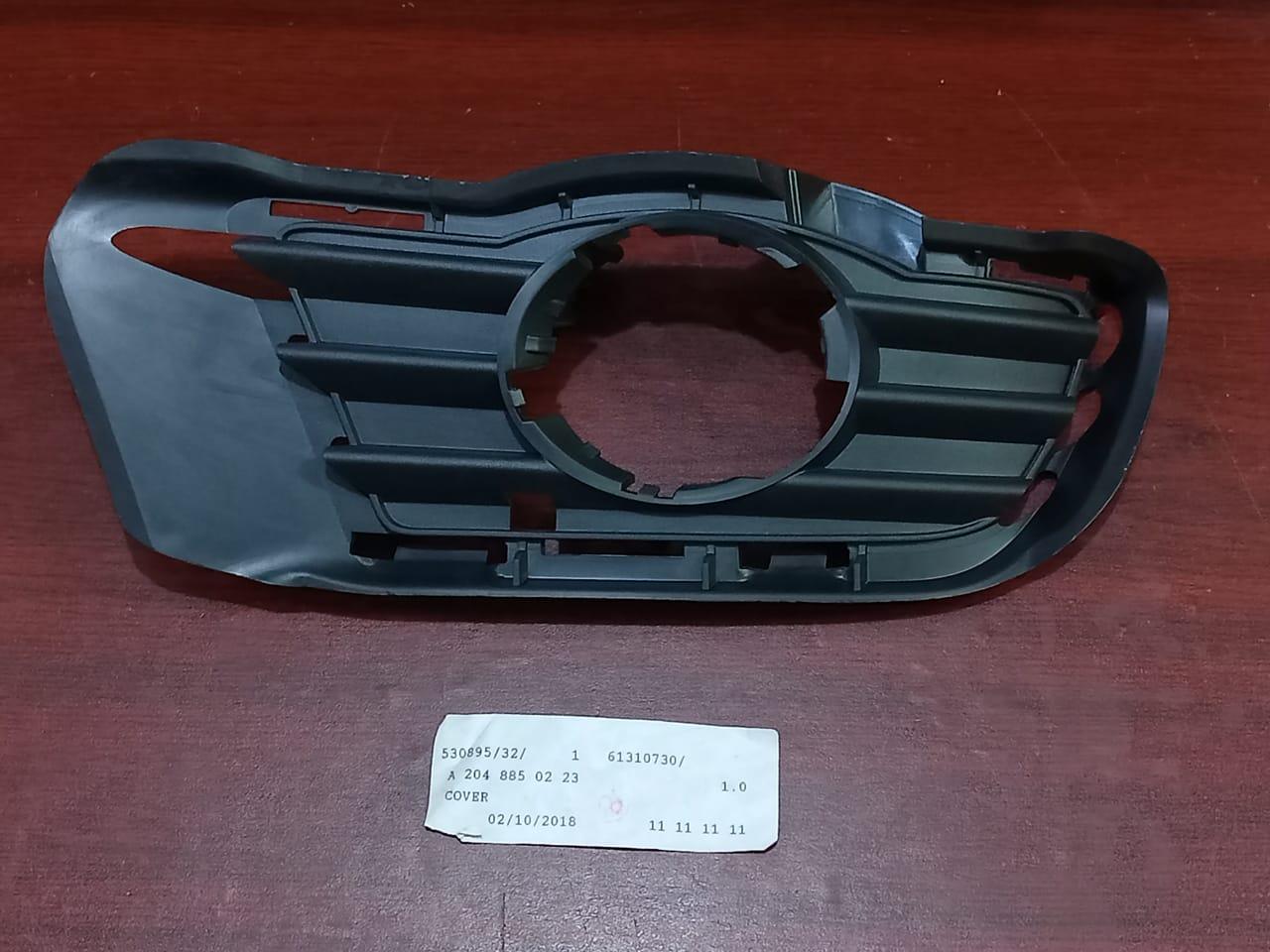 Mercedes W204 Front Right Bumper Grille C250 C300 C350