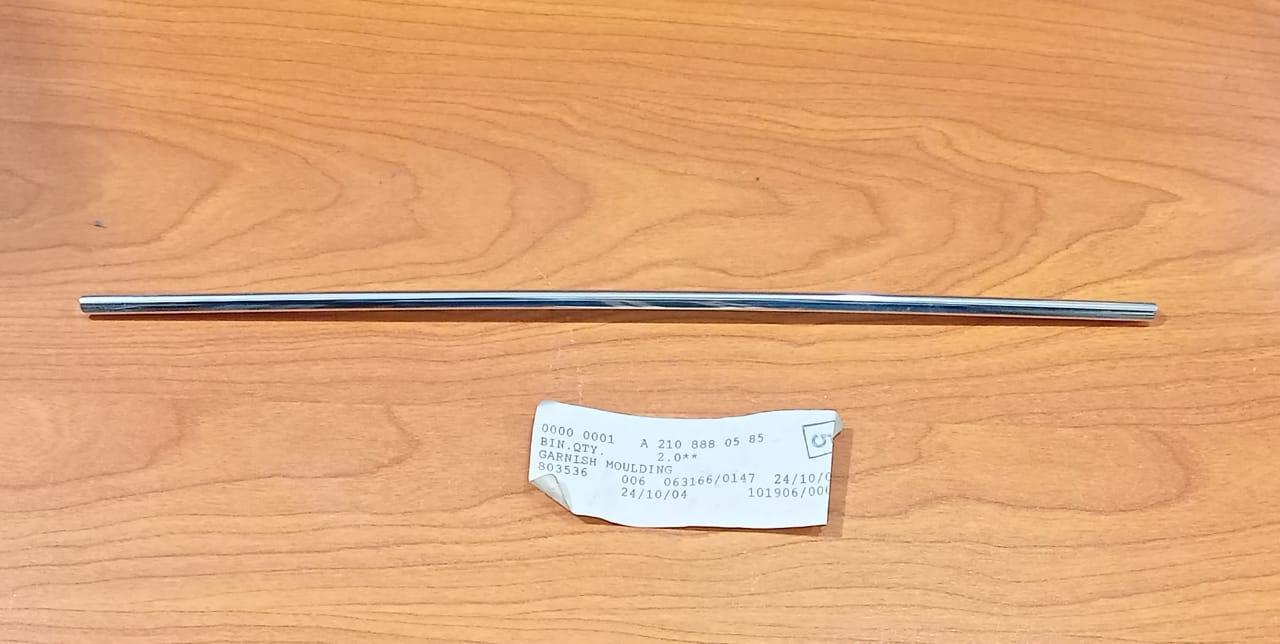 MERCEDES BENZ W210 Trim Bar Horizontal A2108880585