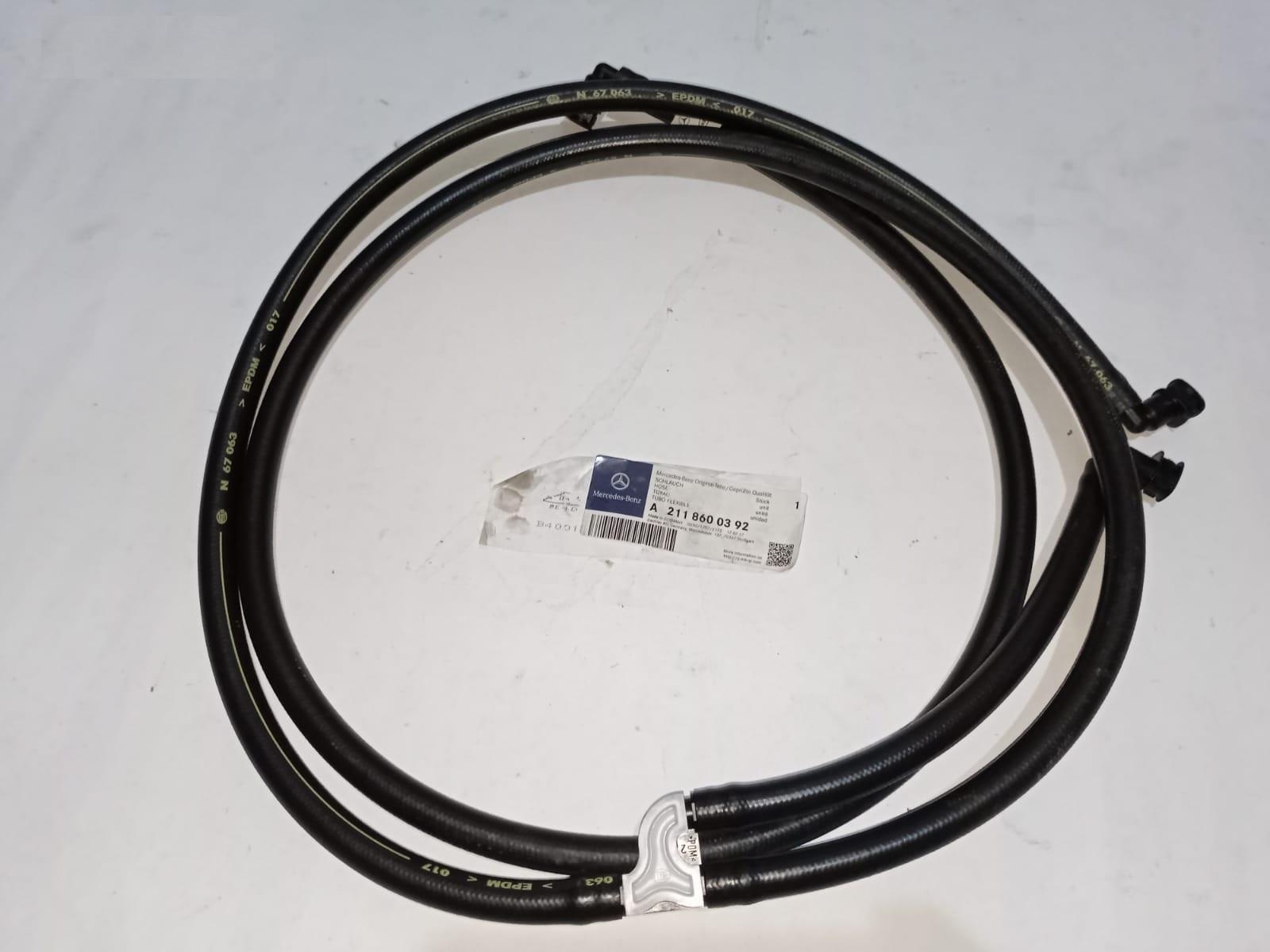 Mercedes-Benz W211 Washer Hose Connector 2118601692