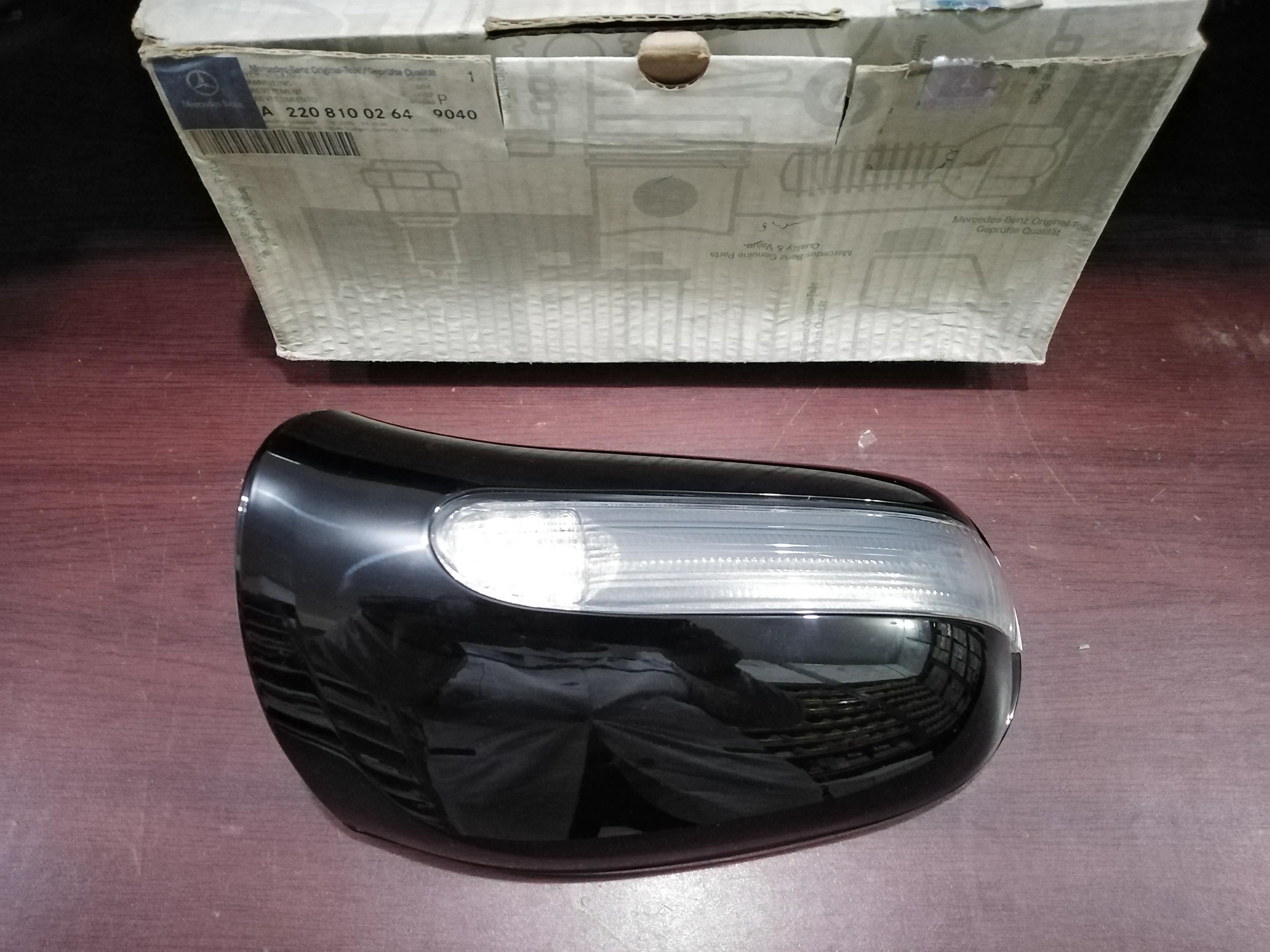 MB S-CLASS W220 Right Wing Mirror Cover A22081002649040