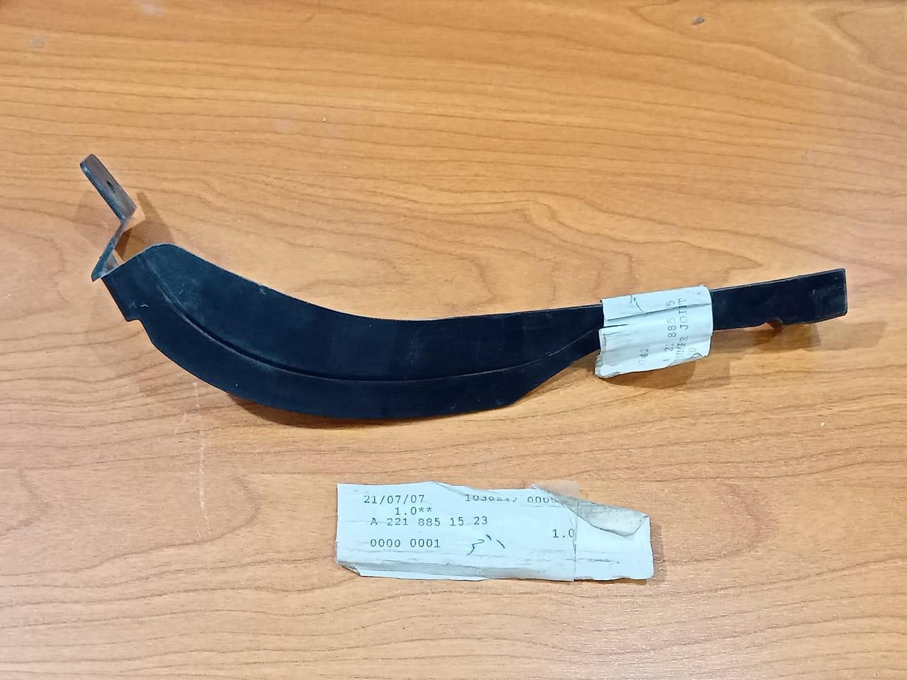 MERCEDES BENZ W221 Cover A2218851523