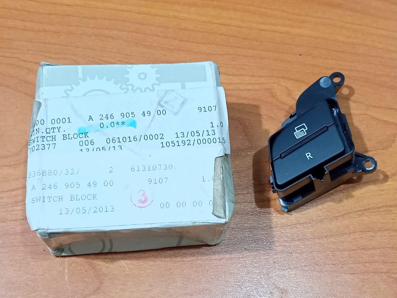 MERCEDES BENZ A 2469054900 9107 SWITCH BLOCK