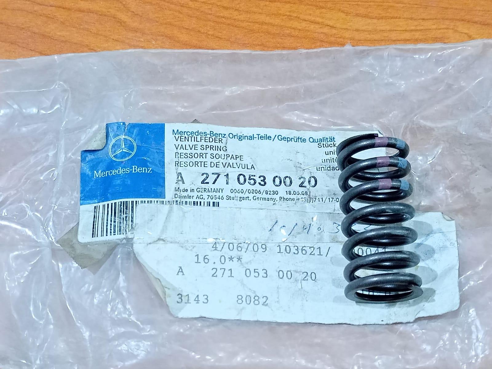 MERCEDES W203 W204 C209 Valve Spring A2710530020