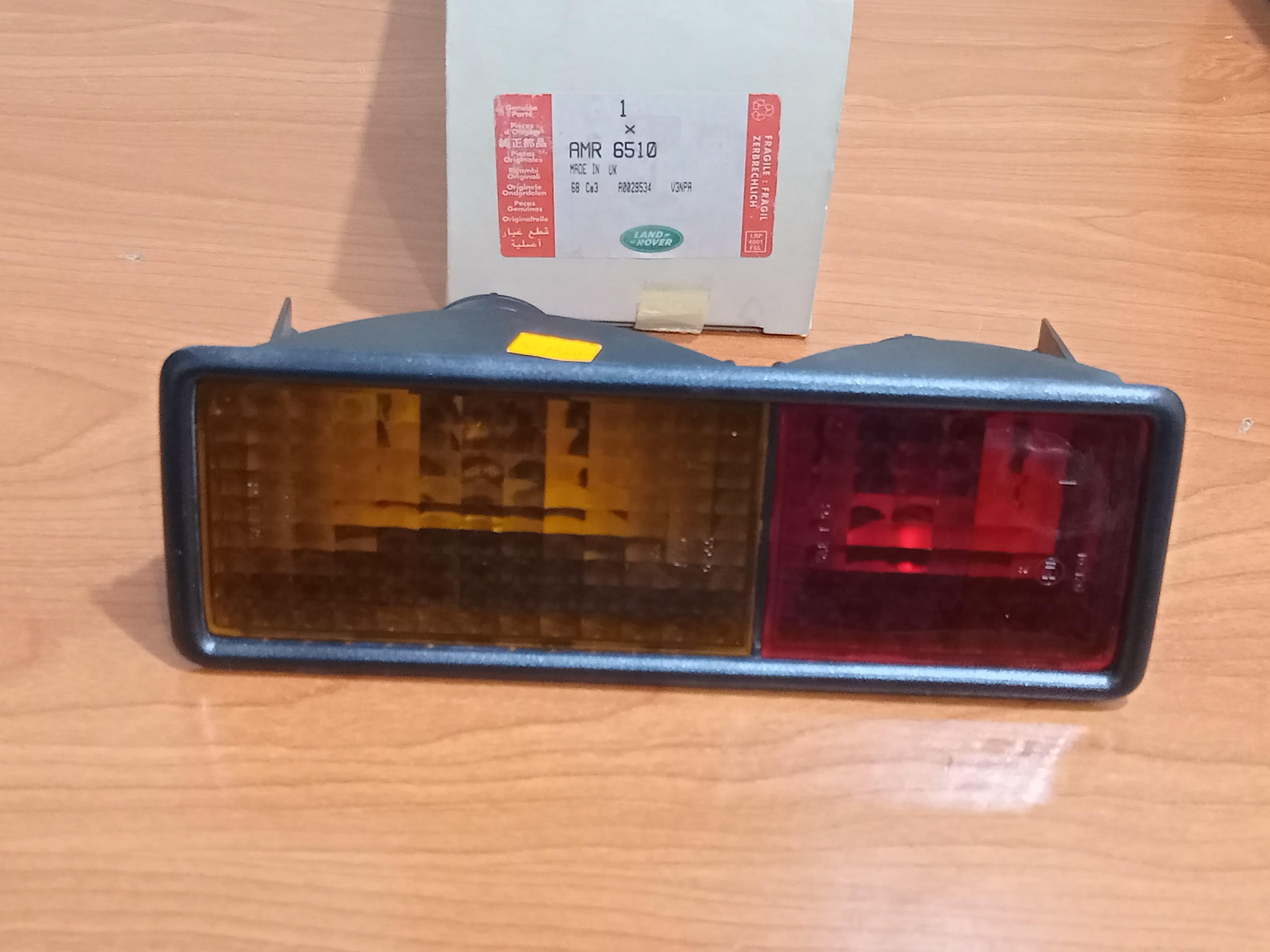 Land Rover Rear Bumper Lamp Assembly AMR6510 Discovery 1 1989-1998