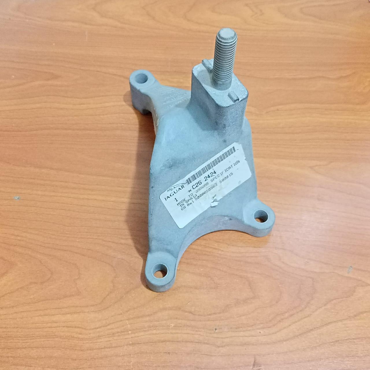 JAGUAR C2S2424 X-Type 2001-2010 Front Bumper Upper Isolation Mounting Bracket