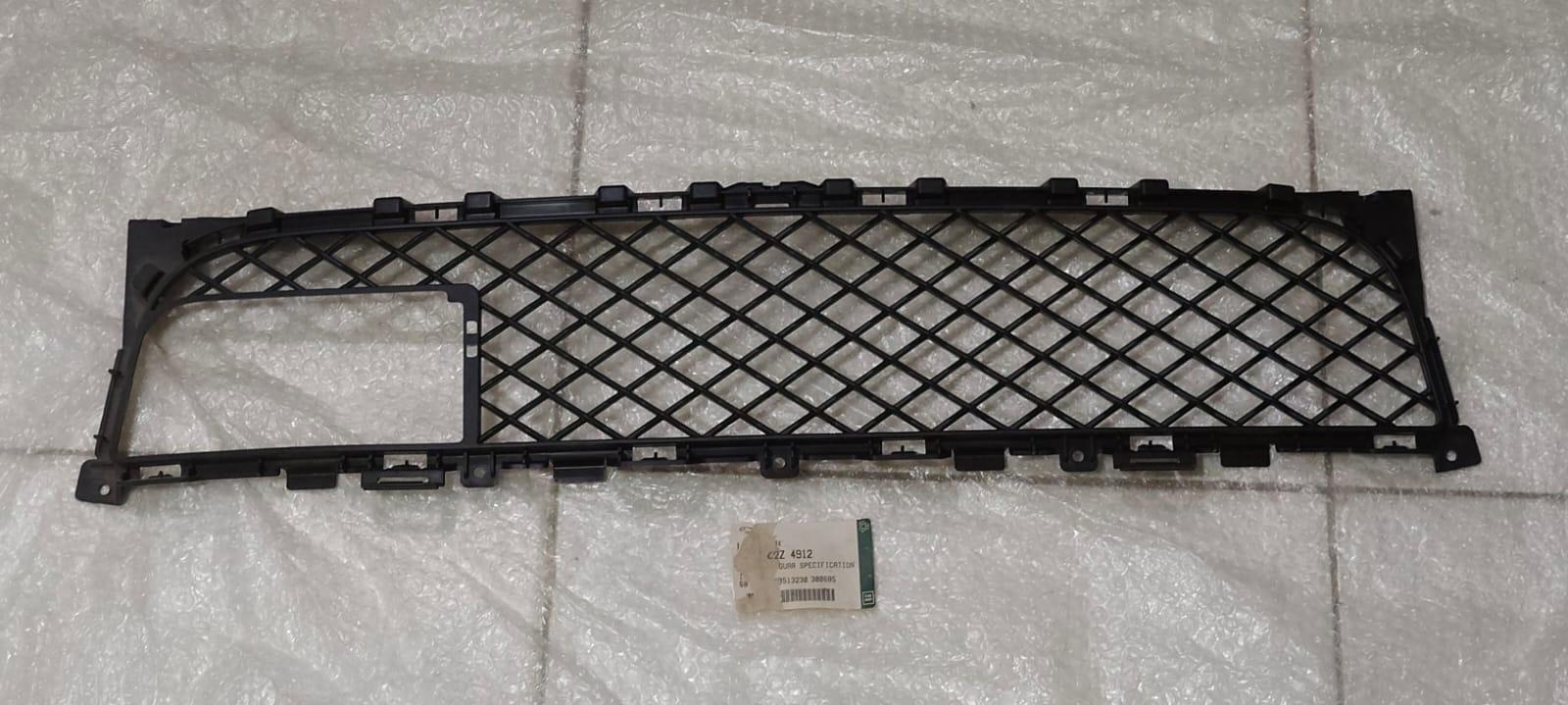 JAGUAR C2Z4912 XF X250 2009-2011 Front Radiator Upper Grille Mesh Insert Black