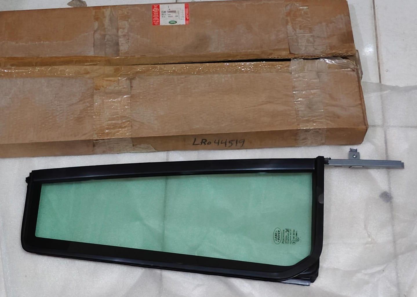 Land Rover CVB500860 Fixed Rear Window Door Glass Range Rover 2005-2013