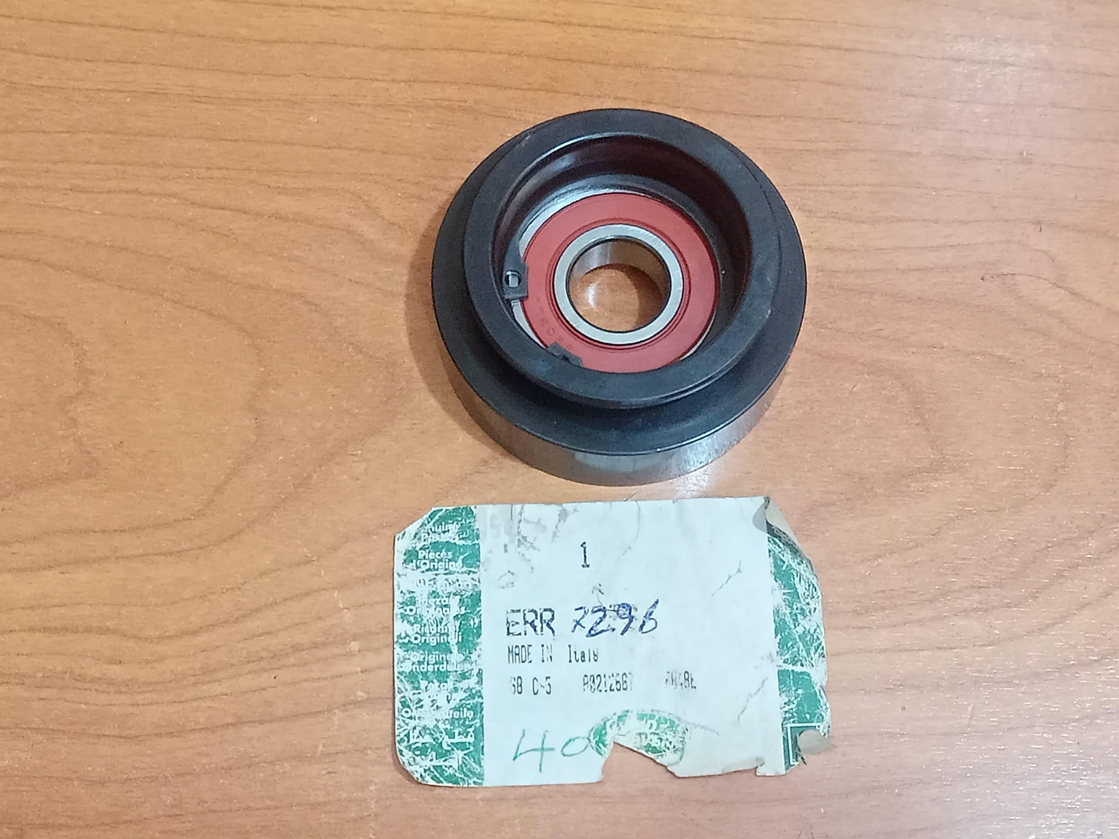 Land Rover Ancillary Drive Tensioner Pulley ERR7296 Defender Discovery