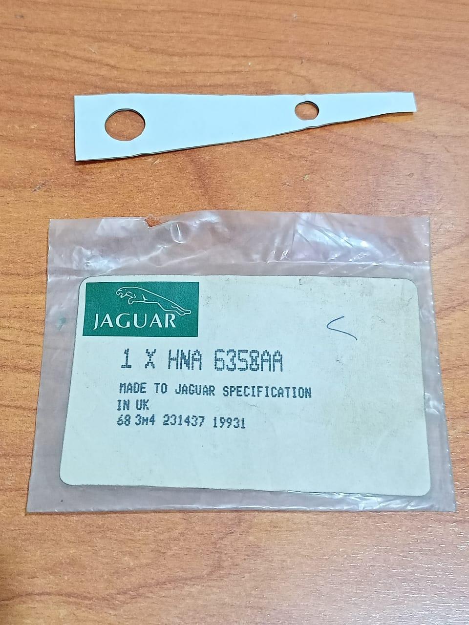 JAGUAR HNA6358AA XJ8 XJR X308 1998-2003 Rear License Plate Bracket Adhesive Pad