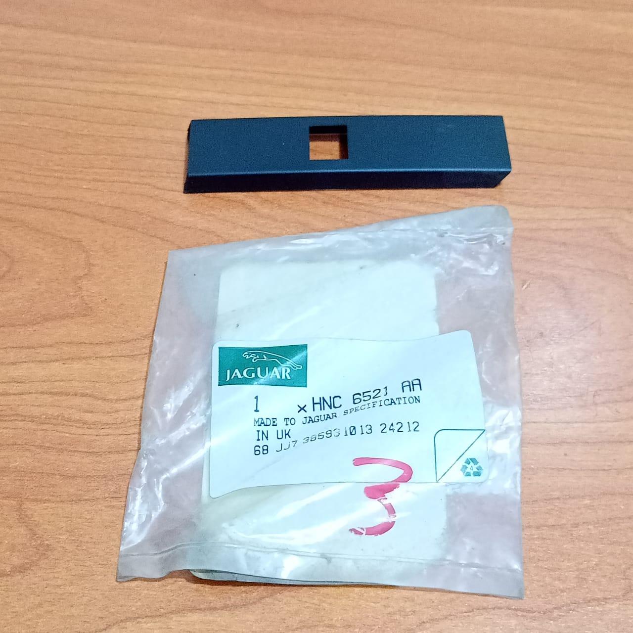 JAGUAR HNC6521AA XJ8 XJR X308 Front Windscreen Pillar Blackout Moulding Trim LH
