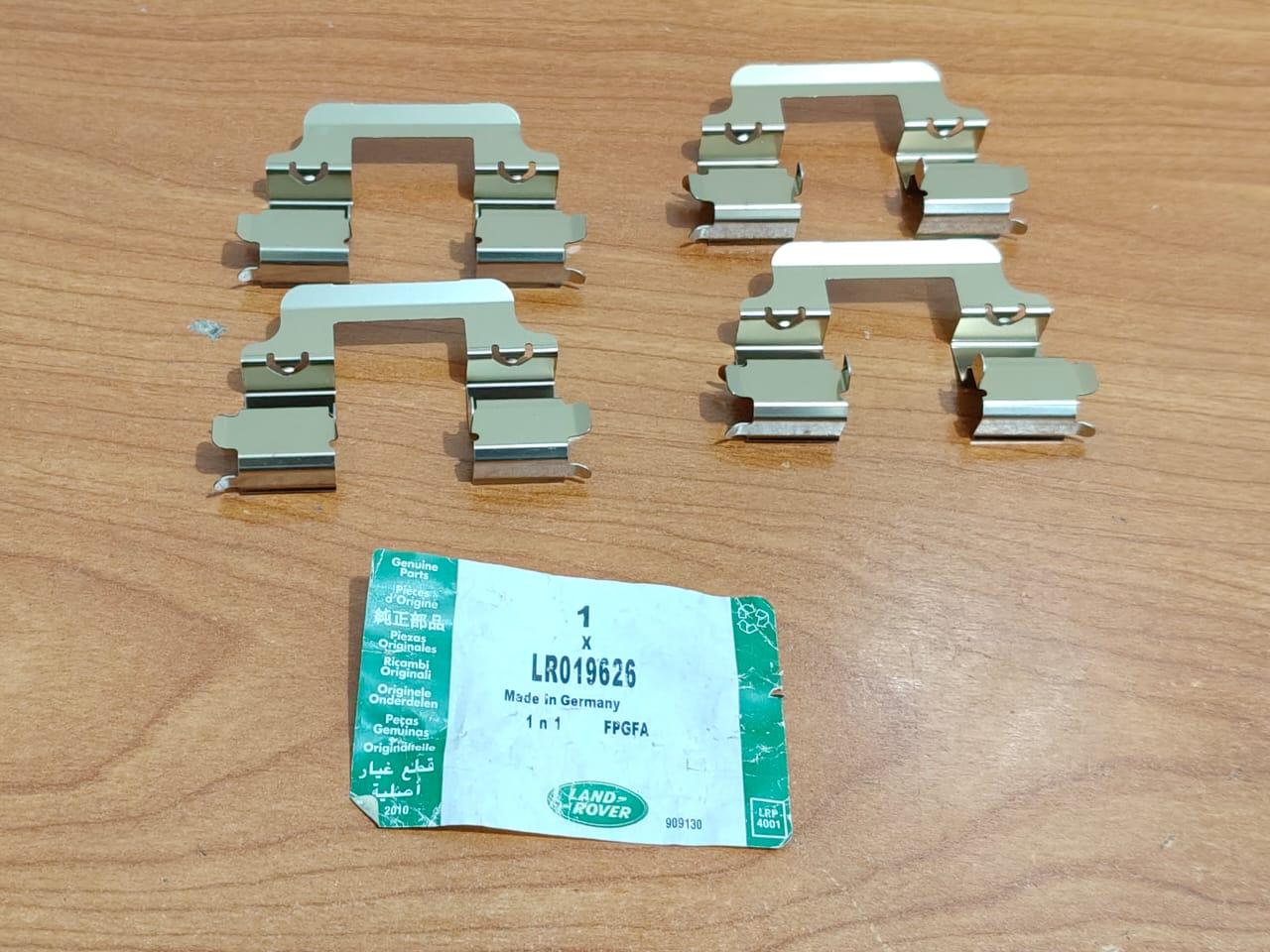 Land Rover LR019626 Retaining Clips Set of 4 Range Rover Sport 2005-2013