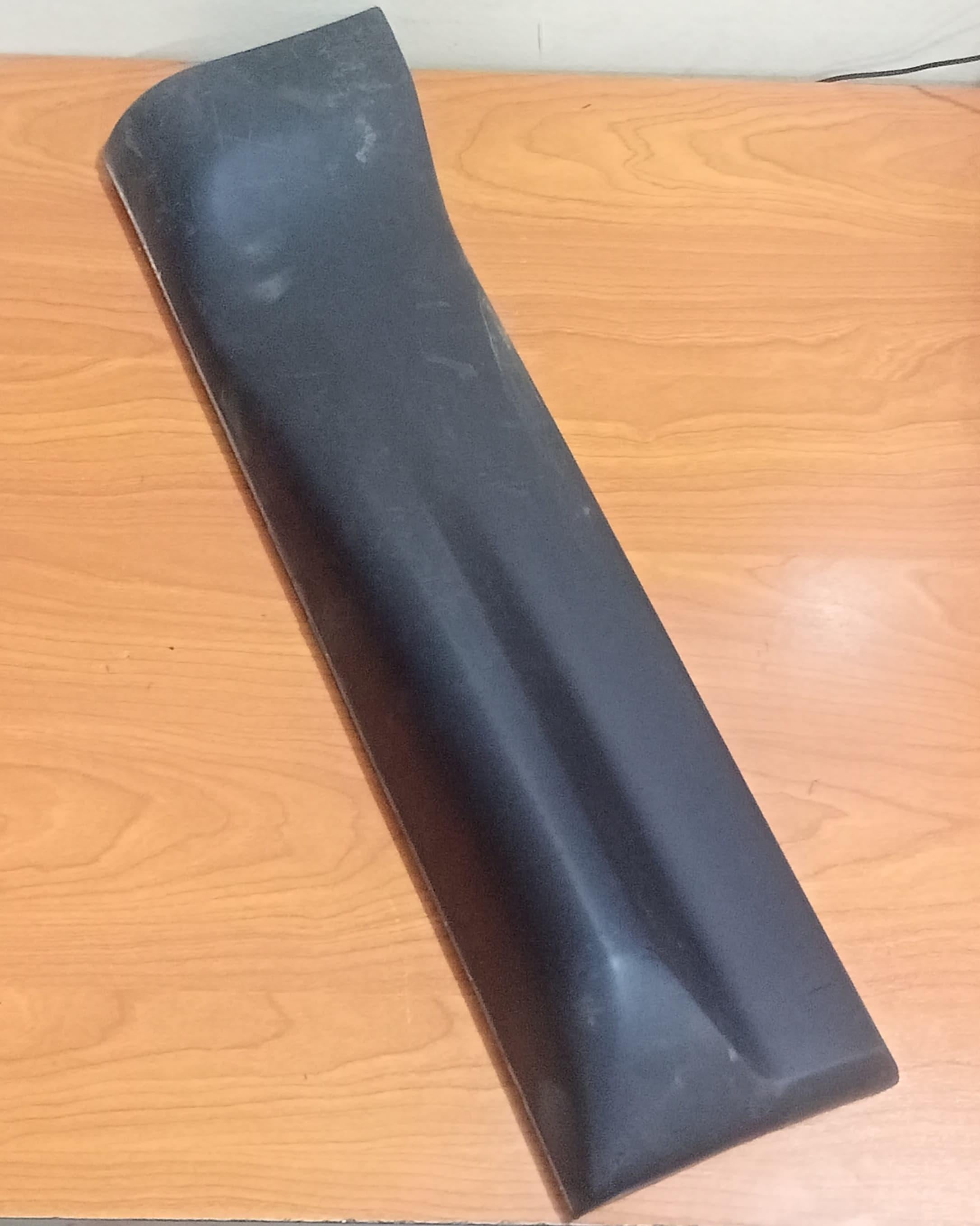 Land Rover Outside Door Moulding LR024089 Range Rover 2006-2012