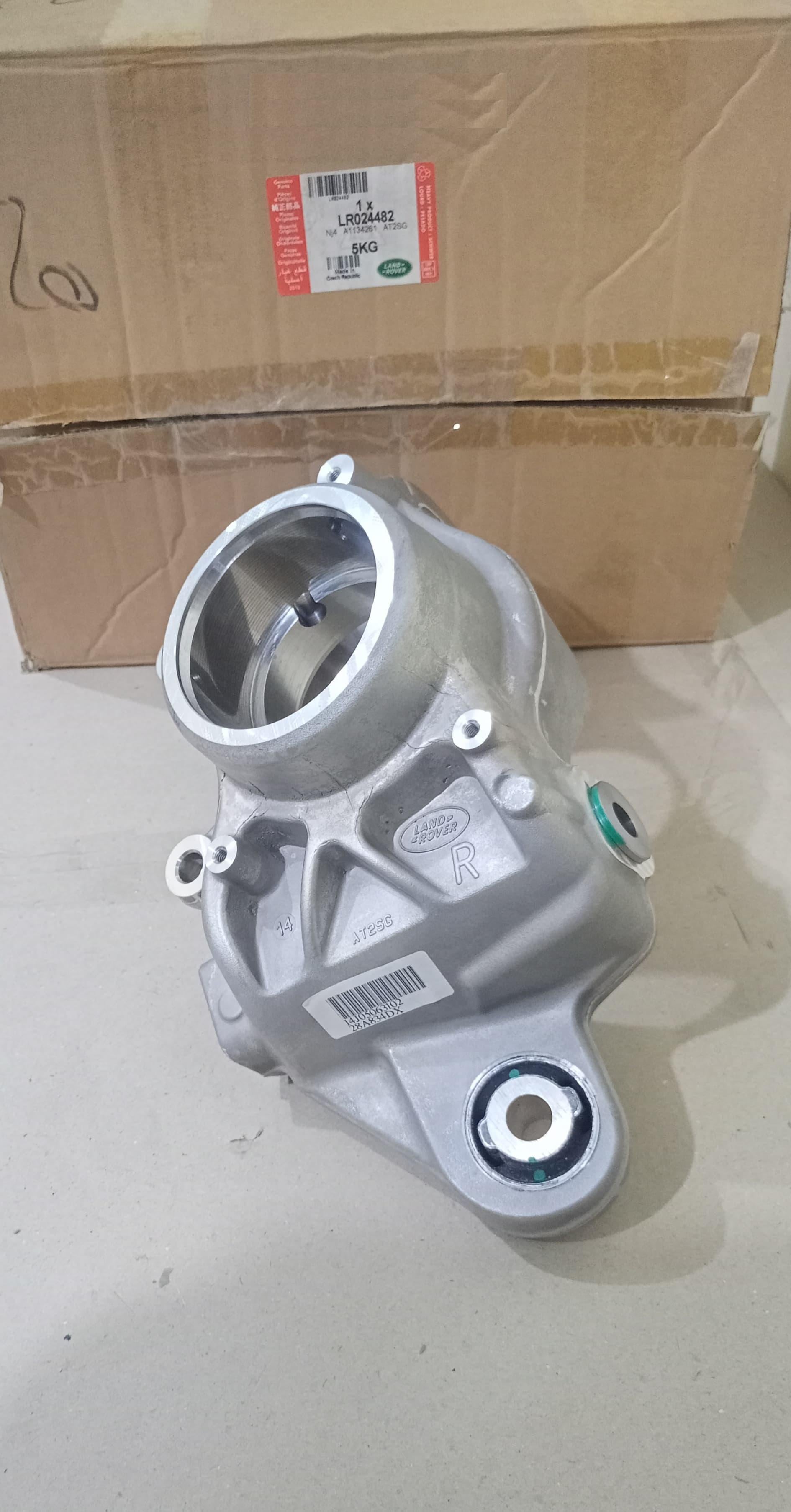 Land Rover Rear Wheel Knuckle LR024482 Range Rover Evoque 2012