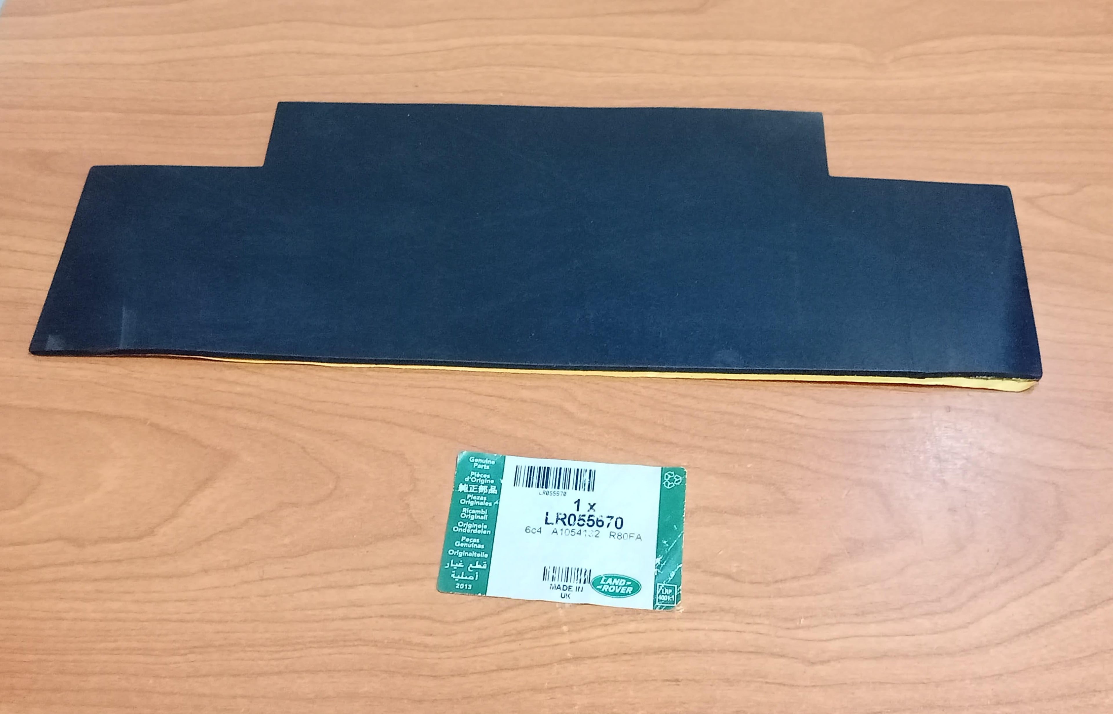 Land Rover LR055670 Rubber Insulator