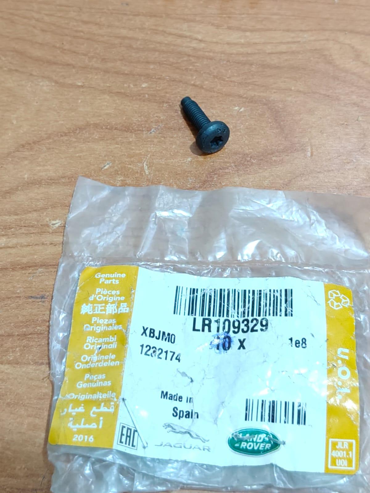 Land Rover Screw LR109329 Range Rover 2013-2022