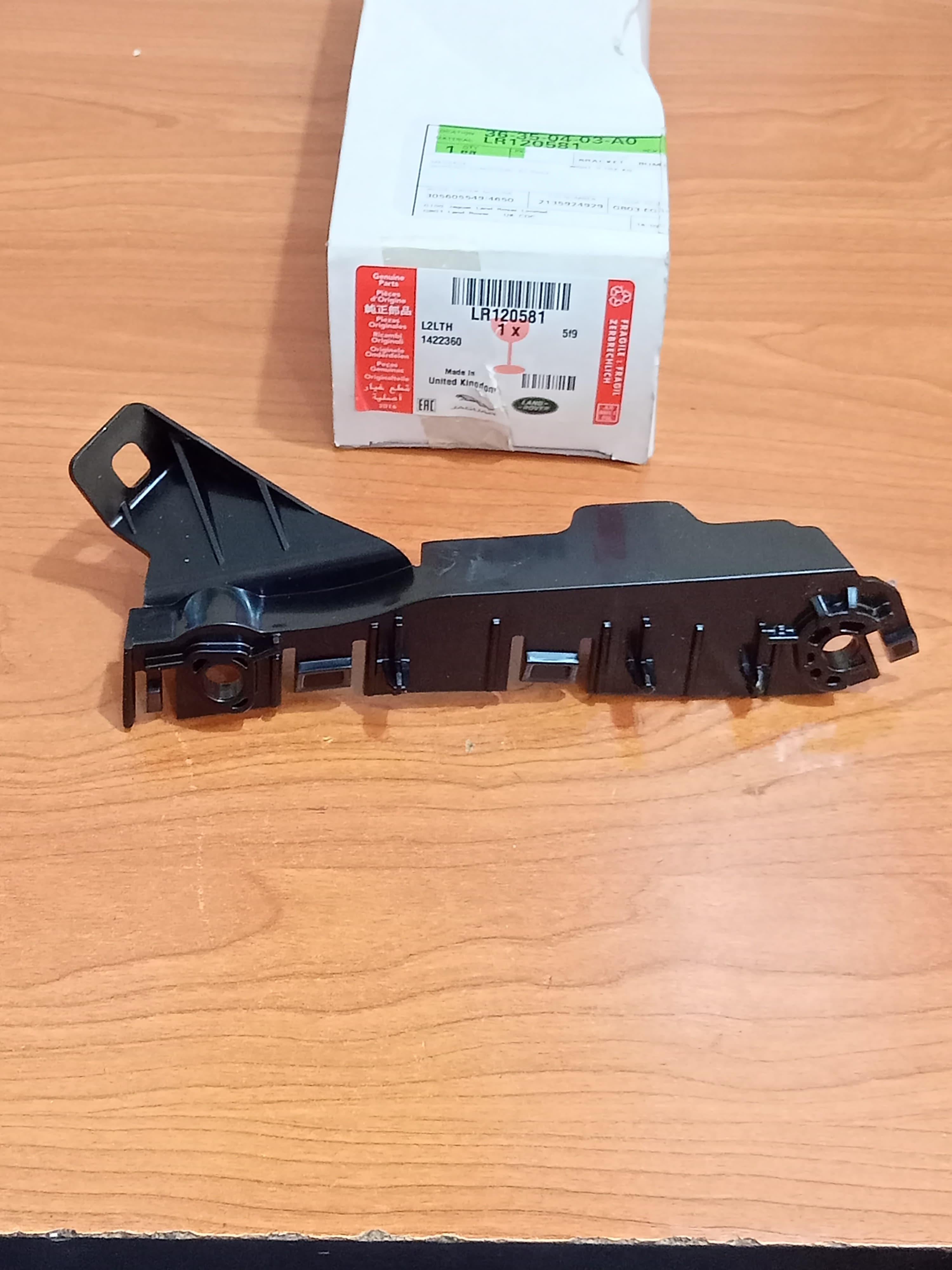 Land Rover Bumper Mounting Bracket LR120581 Range Rover Sport 2014