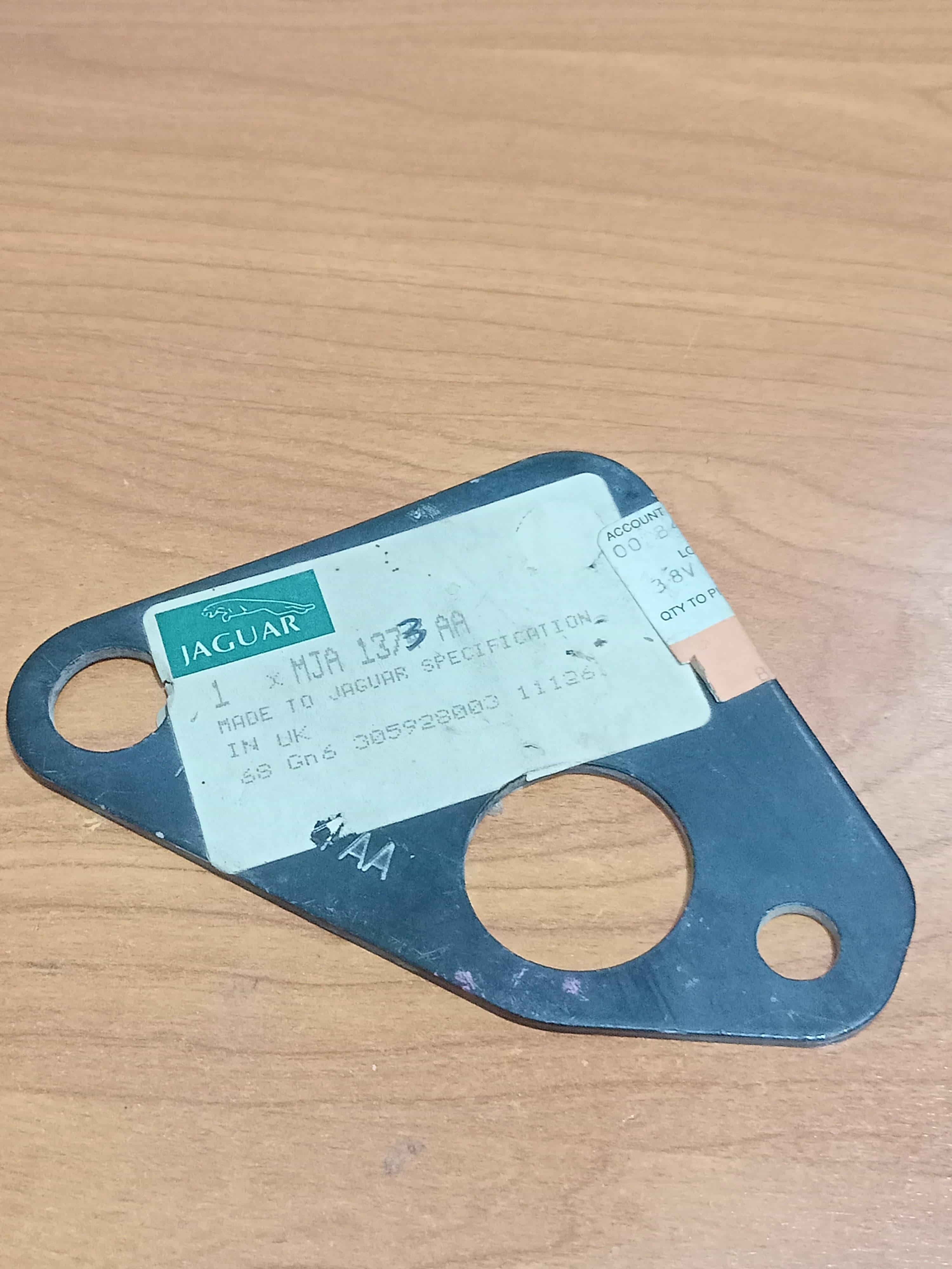 JAGUAR MJA1373AA XK8 XKR Front Suspension Shock Absorber Damper Mounting Plate