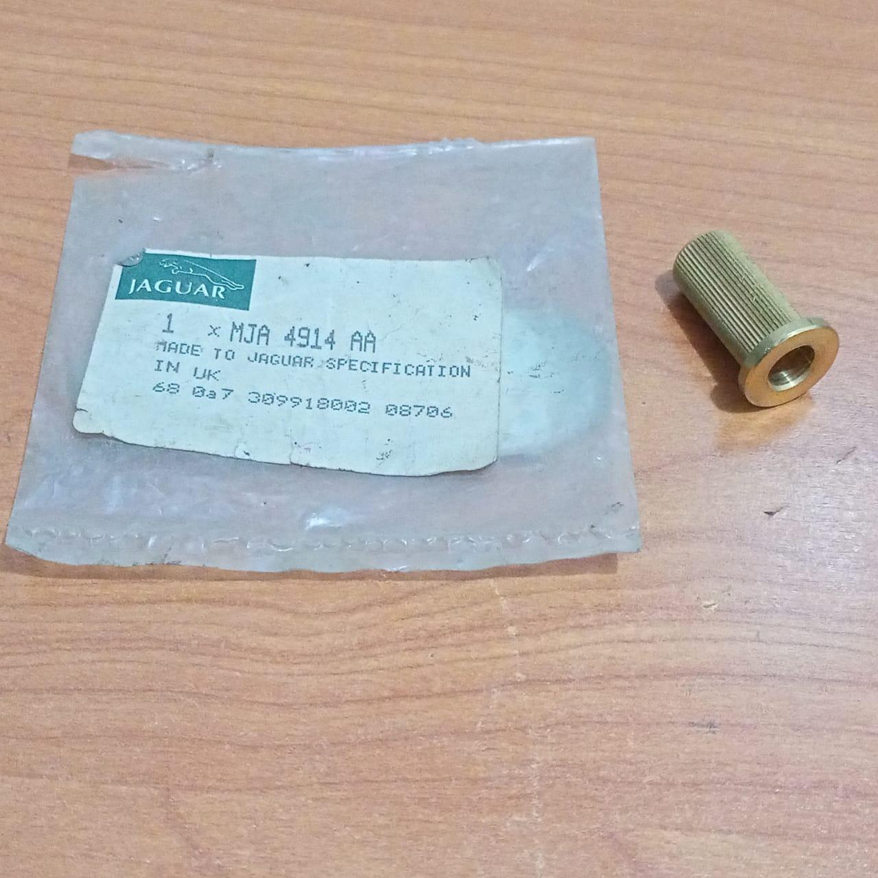 JAGUAR EAC7965 Daimler Limousine Sovereign XJ6 XJS Carburetor Fuel Hose Elbow Pipe