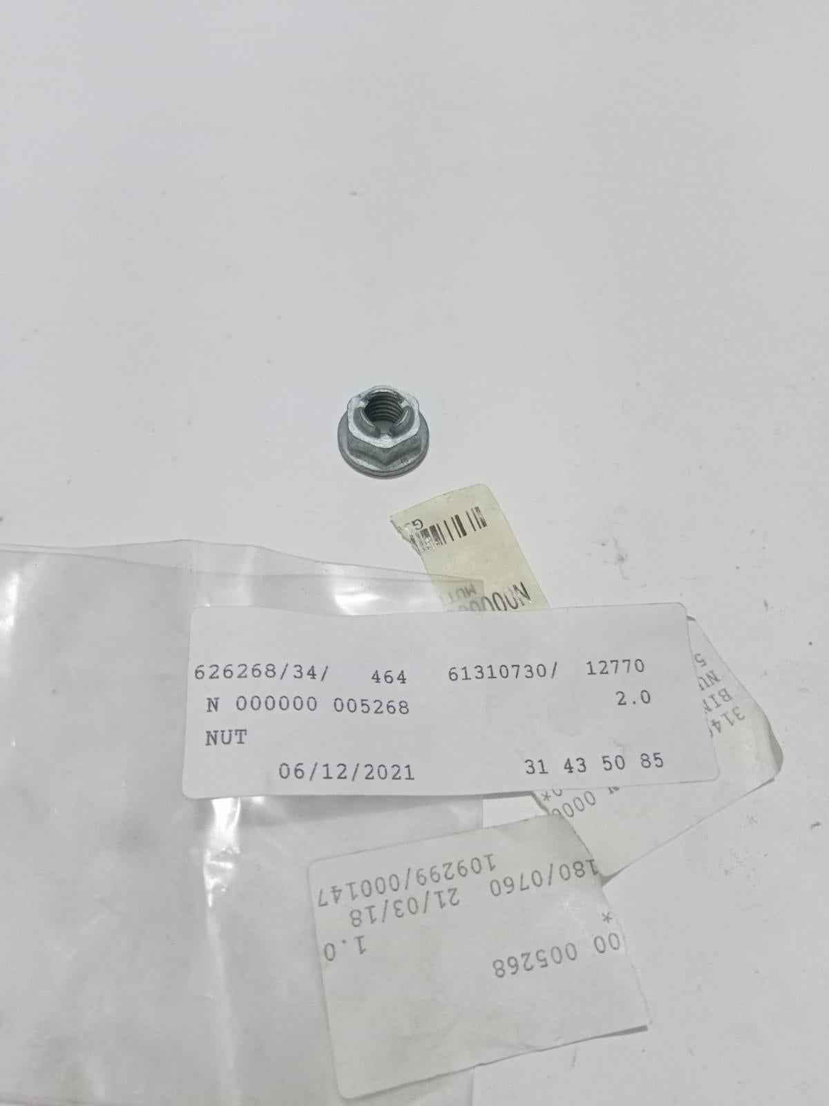 Mercedes-Benz Nut C215 W215