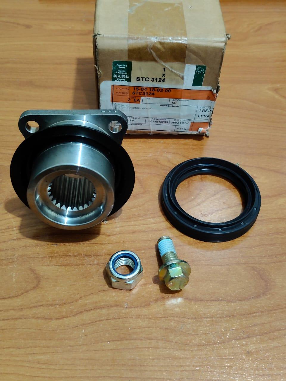 Land Rover STC3124 Axle Flange & Mudshield Defender Discovery 1983-2004