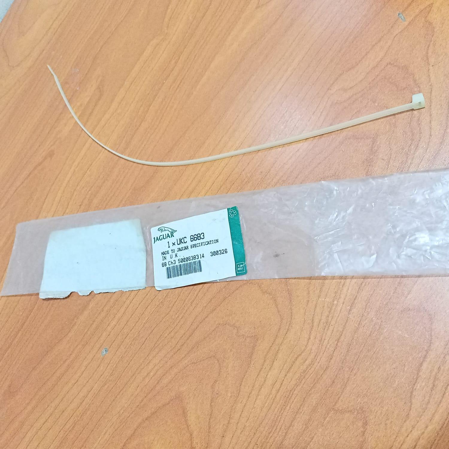 JAGUAR UKC6683 XJ6 XJ12 X40 1987-1994 Engine Wiring Harness Plastic Tie Strap