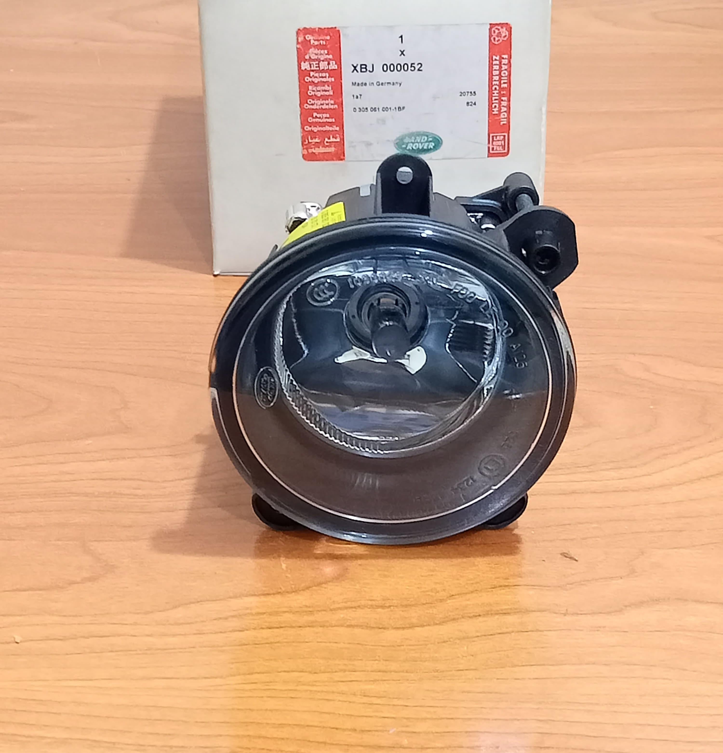 Land Rover Front Fog Lamp XBJ000052 Range Rover 2002-2009