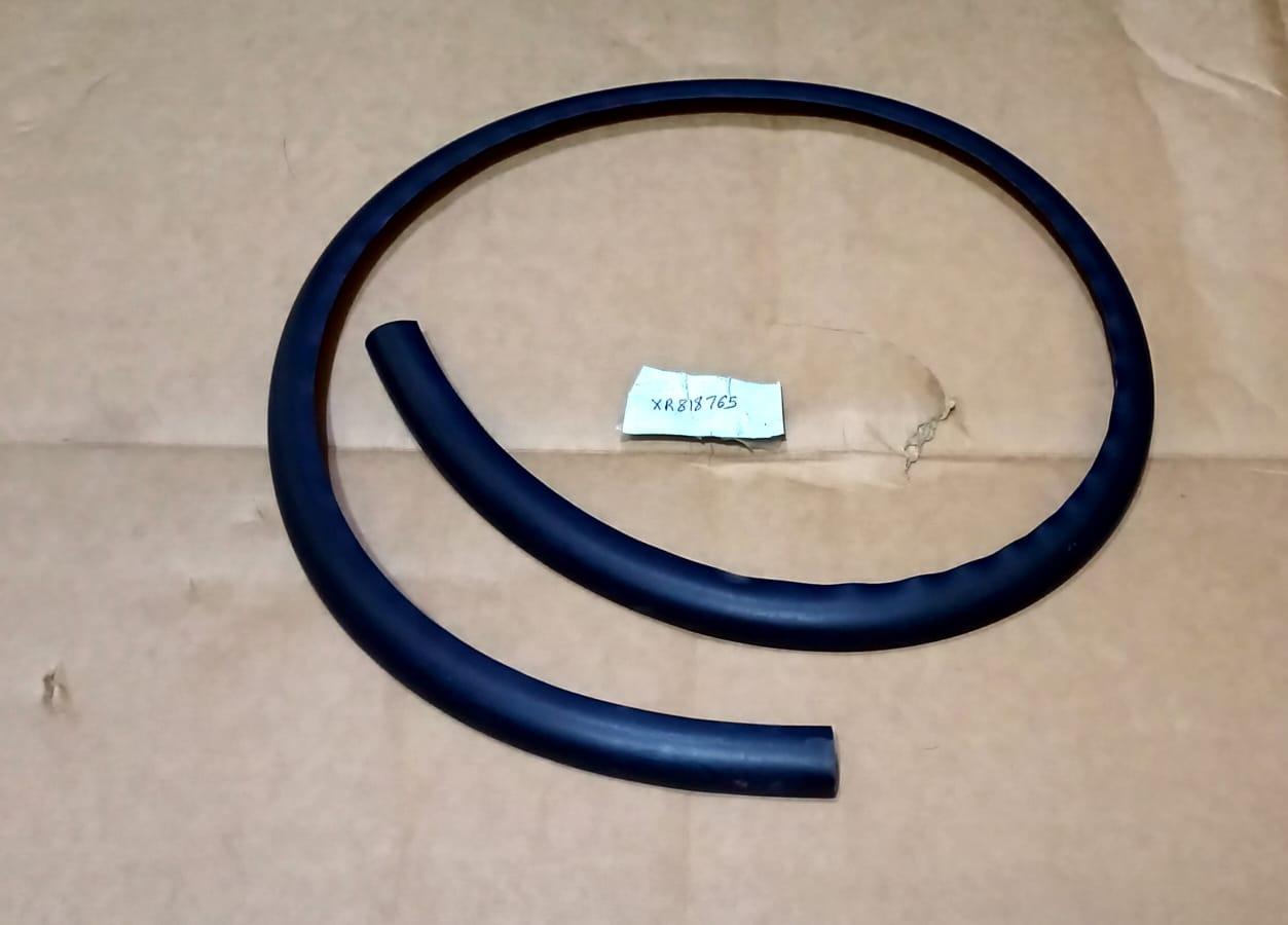 JAGUAR XR818765 S-Type Front Windscreen Wiper Motor Linkage Pivot Rubber Seal