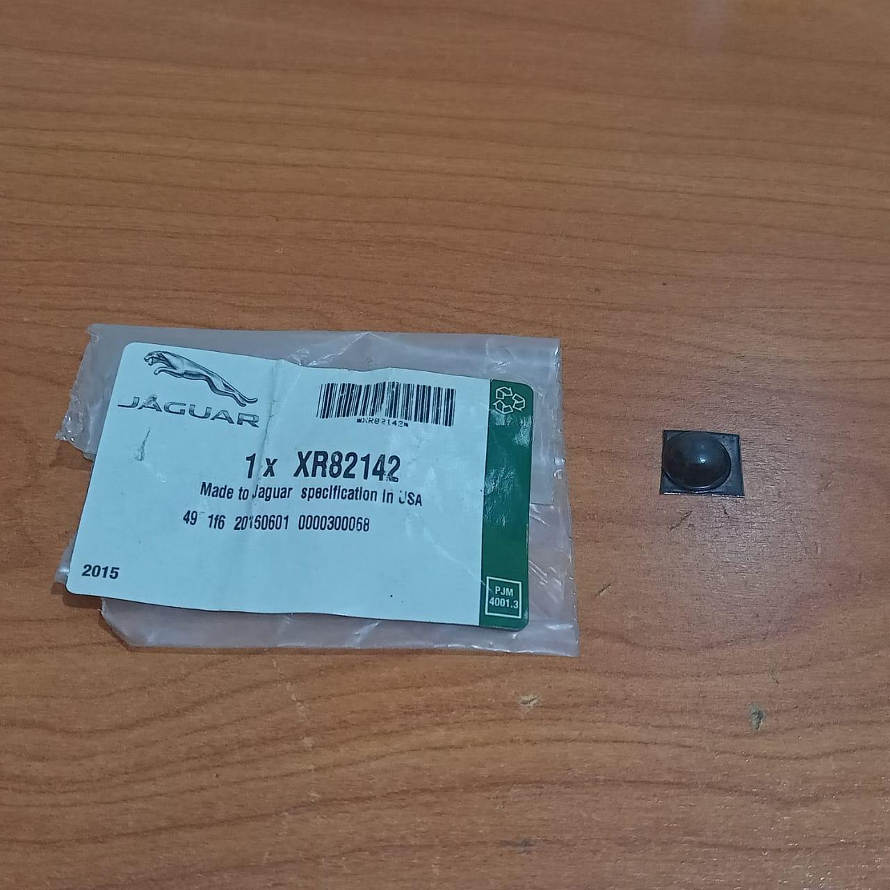 JAGUAR XR82142 S-Type 1999-2008 Front Windscreen Upper Glass Spacer Retainer