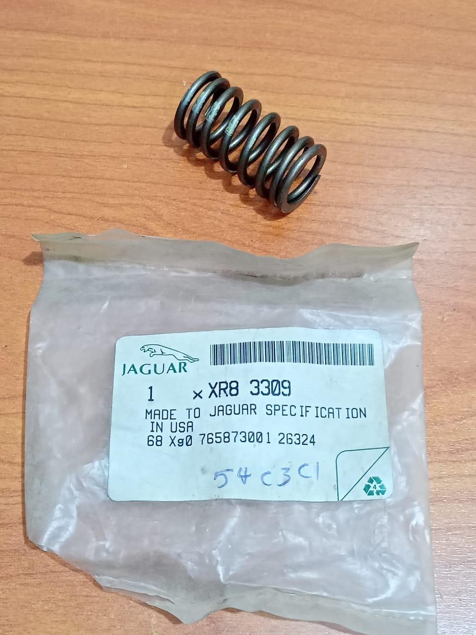 JAGUAR XR83309 XJ8 XJR X350 3.5L 4.2L V8 Engine Cylinder Head Intake Valve Spring